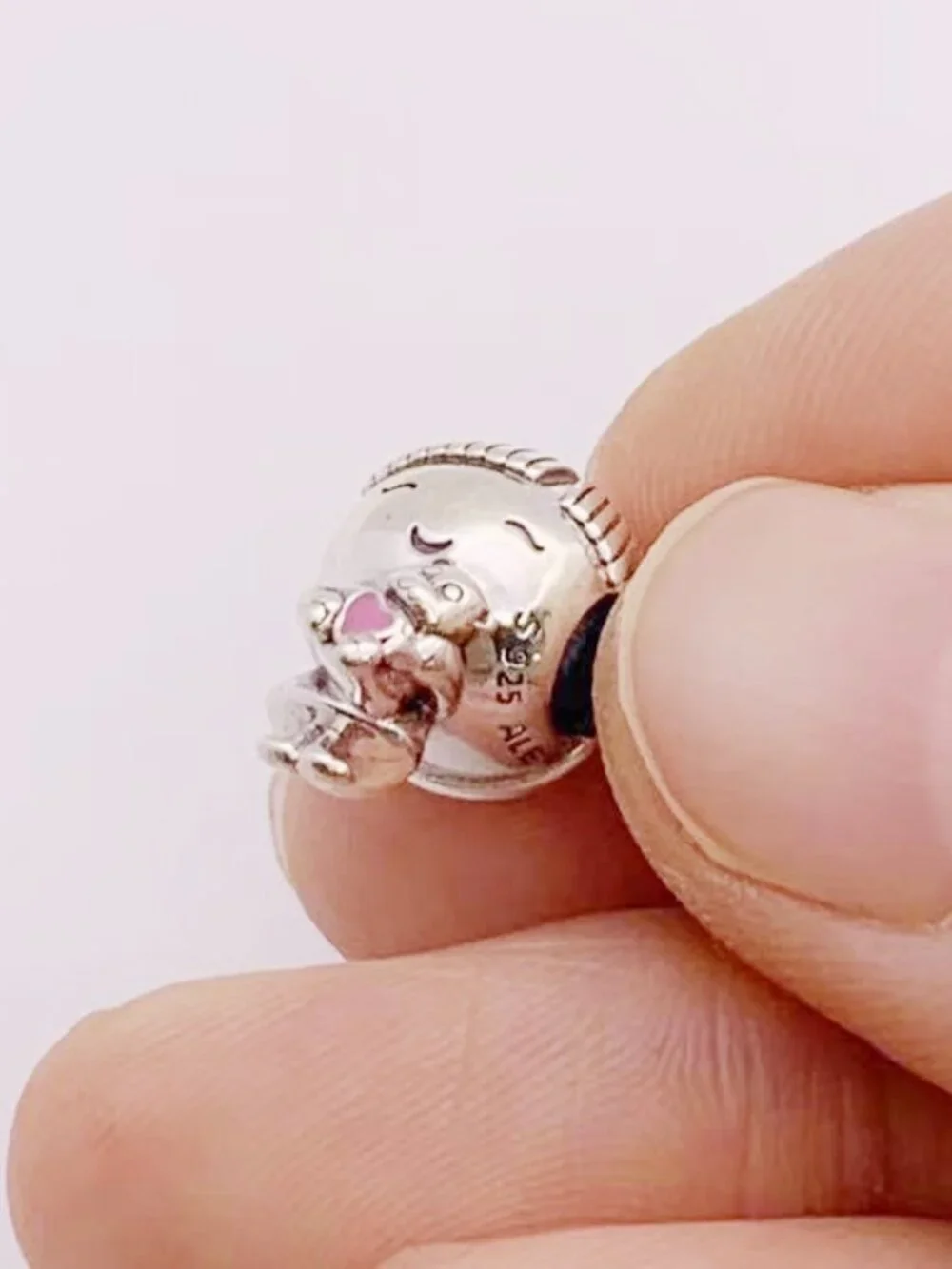 Pandora this charm